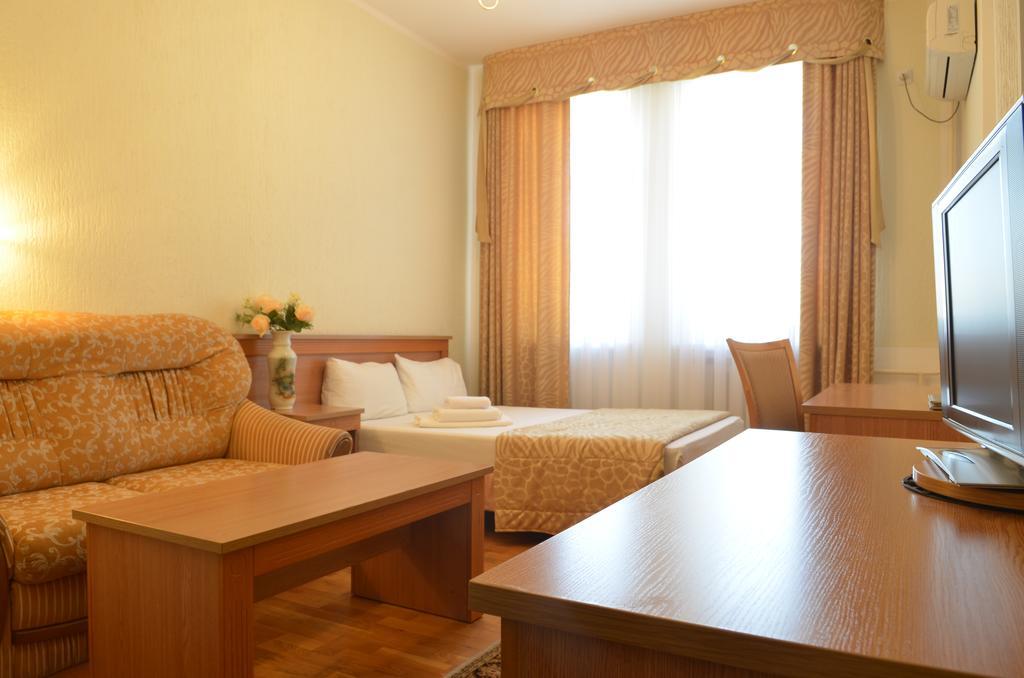 Altyn Dala Hotel Астана Екстериор снимка