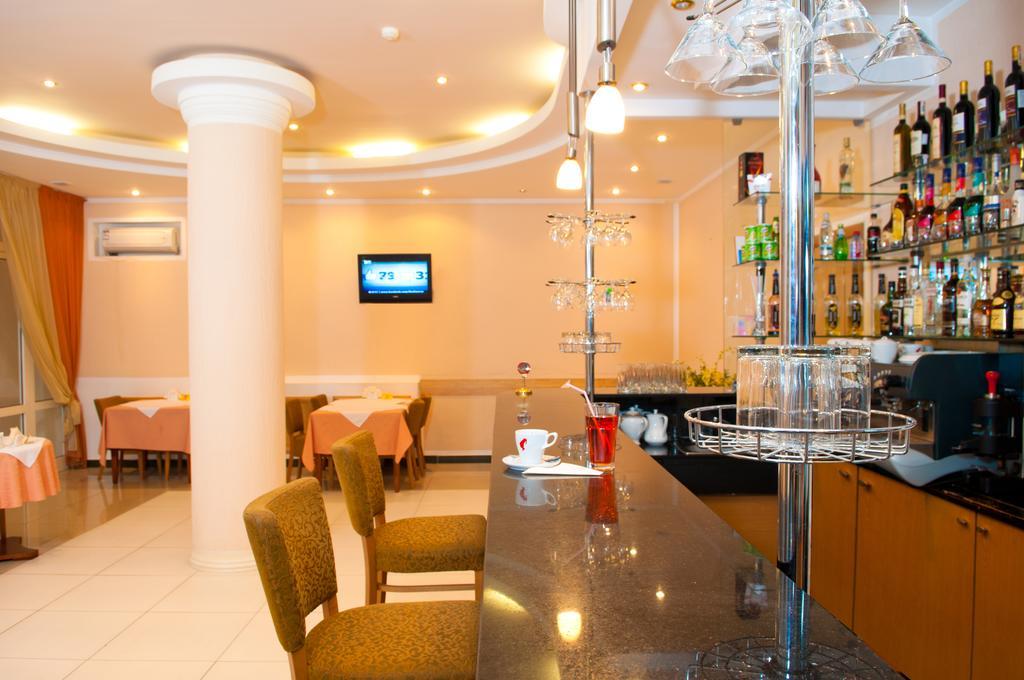 Altyn Dala Hotel Астана Екстериор снимка