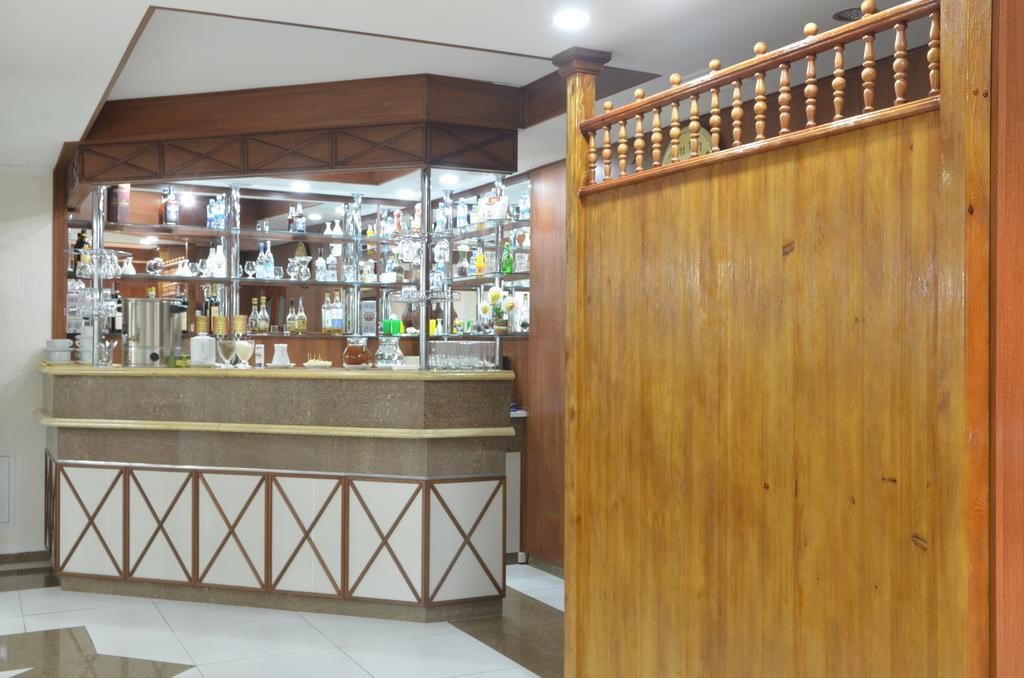 Altyn Dala Hotel Астана Екстериор снимка
